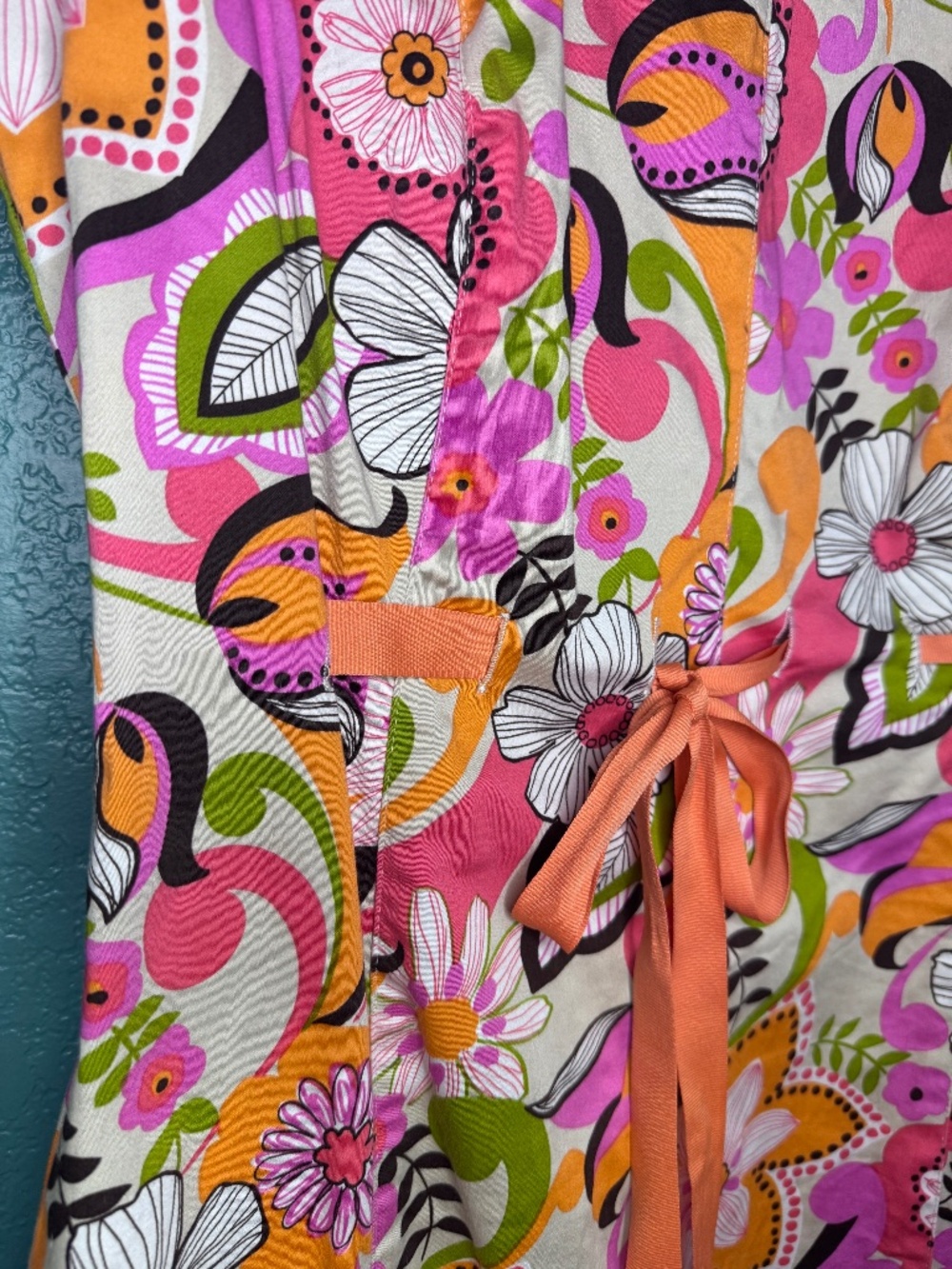 Vintage 2006 Floral Midi Dress with Vibrant Retro 1960s Mod Flare - 97% cotton - Picture 4 of 9